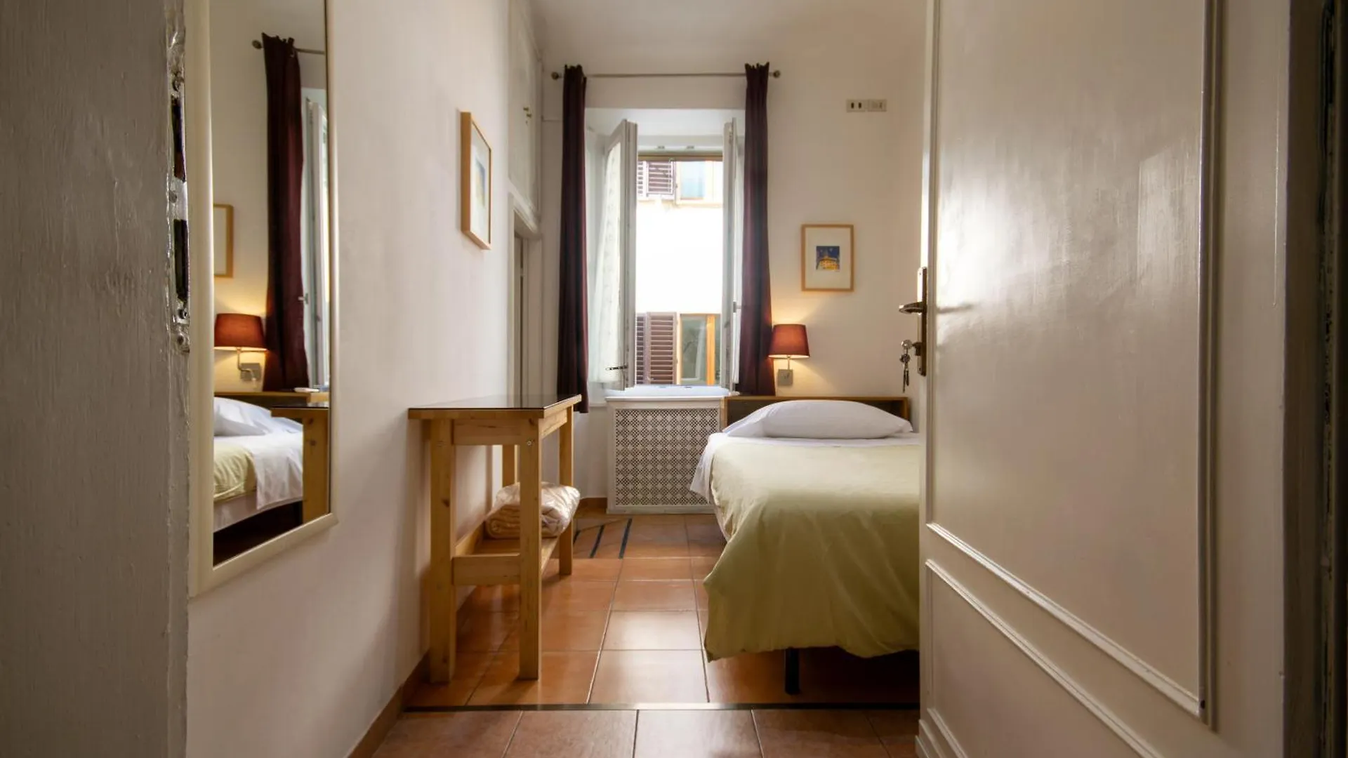 Althea Rooms Florence 2*,  Italy